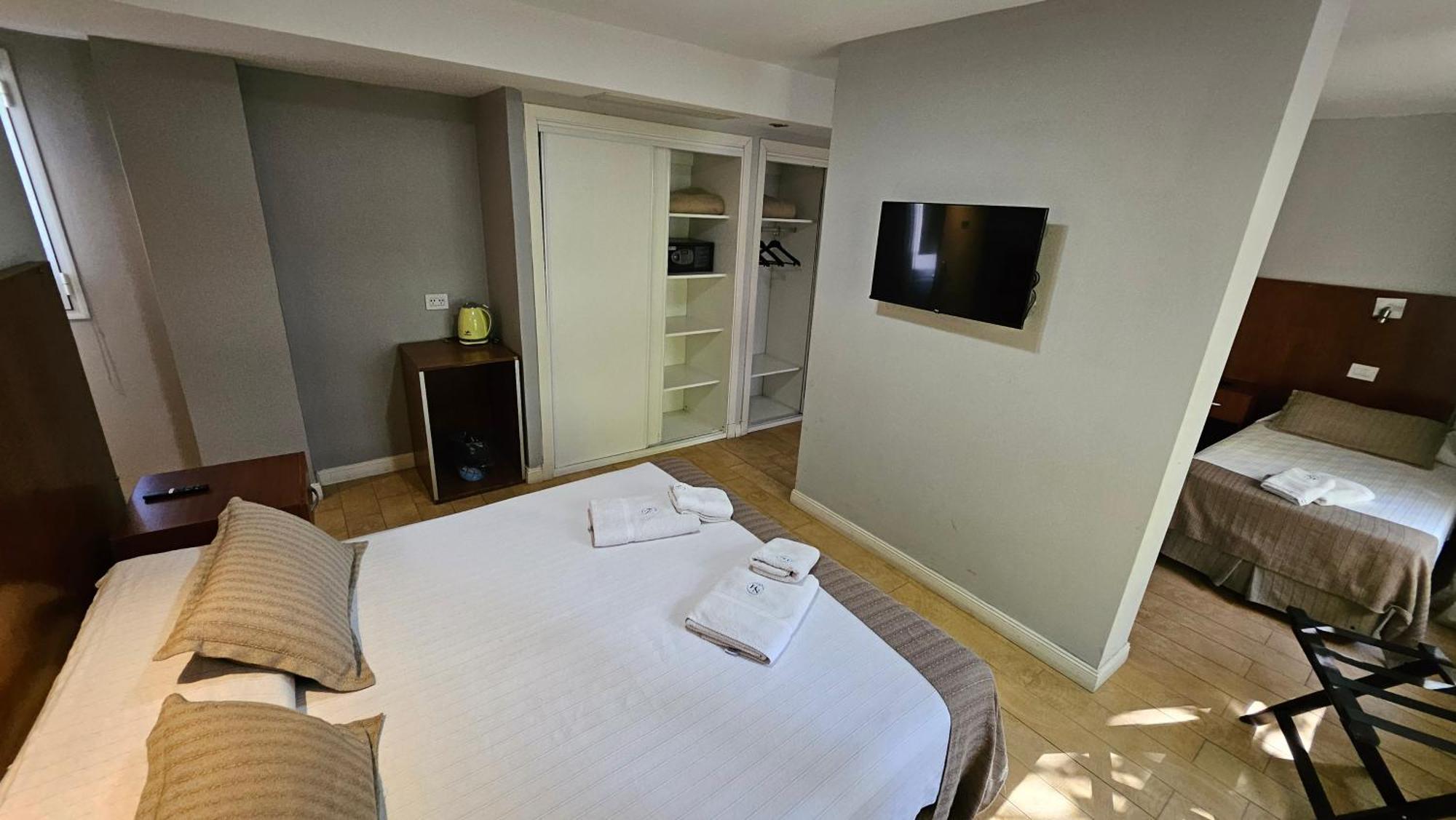 מר דל פלאטה Hotel Novi מראה חיצוני תמונה